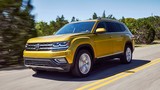 Khách hàng "tố" Volkswagen Teramont đang lăn bánh thì tự động phanh