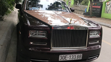 Rolls-Royce Phantom Lửa thiêng giảm tới 5,3 tỷ vẫn "ế" khách 