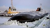 Mục kích tàu ngầm hạt nhân Nga phá tan biển băng