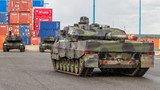 Xem 20 xe tăng Leopard 2A6 hành quân tới Phần Lan