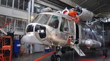 Thăm nơi hồi sinh trực thăng Mi-8 cũ kỹ, già nua