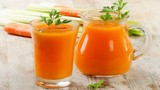 Cách làm nước ép cà rốt mật ong trị táo bón
