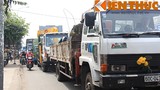 Không đèn giao thông, vắng CSGT, ngã tư tắc đường liên tục