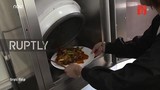 Video: Chồng dành 8 năm chế tạo robot nấu ăn như đầu bếp