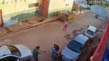 Video: Tên cướp 'ăn đạn' vì cướp nhầm điện thoại cảnh sát