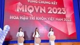 Từ “hoa hậu trí khôn”, ngẫm bi hài các cuộc thi hoa hậu