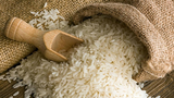 Giá gạo Việt tăng trên 35%, hàng Thái vọt lên 603 USD/tấn