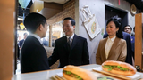 Chủ tịch nước Võ Văn Thưởng thưởng thức bánh mì “Xin chào” trên đất Nhật