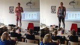 Cô giáo “cởi đồ” để dạy học sinh về cơ thể người