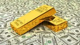 Đầu năm mới, giá vàng biến động đột ngột... USD tăng mạnh