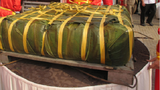 Cận cảnh gói bánh chưng khổng lồ 2,5 tấn dâng lễ Giỗ Tổ Hùng Vương