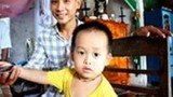 Cậu bé 3 tuổi ở Huế đọc chữ vanh vách khó tin