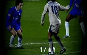 Những bàn thắng kinh điển của Ronaldinho