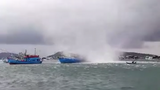 Video:  Vòi rồng khổng lồ xuất hiện ở Phú Quốc, nhấn chìm tàu cá