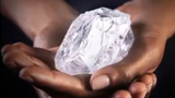 Video: Cận cảnh những viên kim cương và đá quý đắt nhất thế giới
