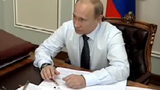 Video hé lộ cuộc sống phía sau ống kính của ông Putin