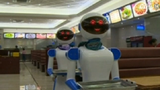 Nhà hàng sử dụng robot bồi bàn ở miền đông Trung Quốc