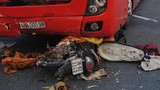 Xe khách đâm xe máy nát bét ở Hà Tĩnh, 1 người chết