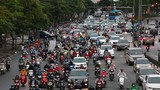 Nới lỏng cách ly xã hội, đường phố Hà Nội lại đông đúc