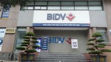 Truy bắt 2 đối tượng nổ súng cướp ngân hàng BIDV ở Hà Nội