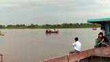 Chìm tàu trên sông Hồng, gia đình 4 người tử vong