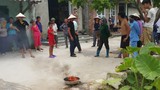 Dân Quảng Ninh hoảng sợ vì nước giếng bốc cháy ngùn ngụt