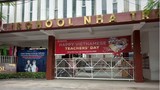 600 học sinh ngộ độc, 1 em tử vong: Trách nhiệm Ischool Nha Trang?