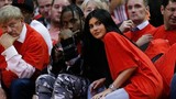 Kylie Jenner mang bầu 4 tháng với bạn trai mới Travis Scott