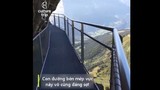 Video: Hoảng hồn với cây cầu lao thẳng ra vách núi chênh vênh