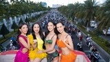 Thí sinh Miss World Vietnam 2022 khoe body “căng đét” diễu hành trên phố