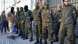 Không được cấp vũ khí: Lính tình nguyện biểu tình ở Kiev