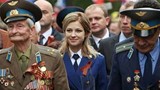 Ngắm những nhan sắc diễm lệ trong lễ duyệt binh Nga