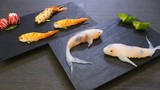 Kinh ngạc nhìn món sushi như cá Koi thật