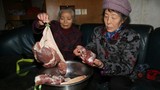 Trung Quốc liên tiếp phát hiện thịt lợn phát sáng xanh