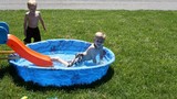 Mua bể bơi mini loại nào tốt và an toàn cho bé