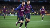 Messi chói sáng, Barca tiễn MU rời Champions League