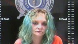 Nữ quái rút ma túy giấu trong 'vùng kín' và hít khi ngồi sau xe cảnh sát