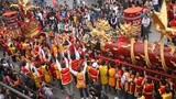 Tưng bừng lễ hội rước “ông Pháo” khổng lồ Đồng Kỵ