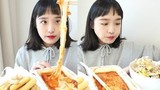 Sức hút của “hot girl ăn ảo” gây sốt mạng Hàn Quốc