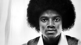 Khuôn mặt Michael Jackson bị phá hỏng thế nào sau dao kéo