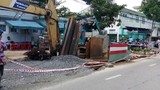 Đà Nẵng: Trái khoáy đào đường giữa mùa mưa gây bức xúc