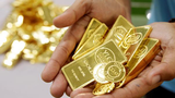 Giá vàng hôm nay 23/5: Vàng chịu nhiều áp lực khi USD cao