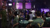 100 cảnh sát ập vào quán bar Sài Gòn trong đêm
