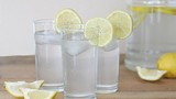 Uống nước chanh giảm cân sai cách gây hại khủng khiếp