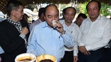 Thủ tướng thưởng thức cà phê tại Đắk Lắk 