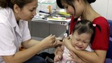  Vaccine Quinvaxem an toàn khi xảy ra hơn 100 ca phản ứng/tháng