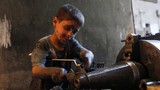 Ấn tượng bé 10 tuổi ở xưởng quân khí Syria 