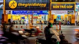 Thế giới Di động buôn xoong nồi, Vietjet bán mỳ tôm thu tiền tỷ