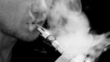 Thanh niên 19 tuổi suýt chết vì hút vape