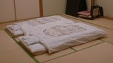 Tại sao nhiều cặp vợ chồng ở Nhật không ngủ chung giường?